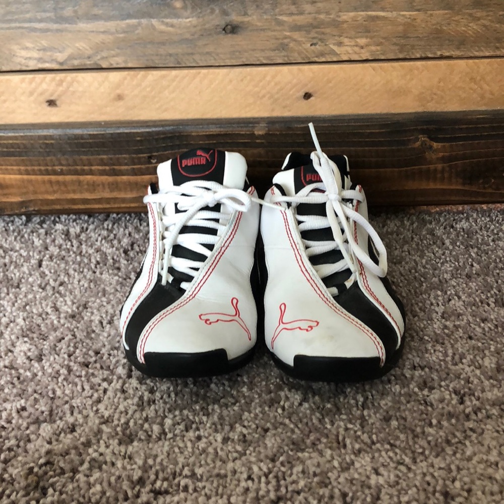 Puma shoes - Picture 2 of 4
